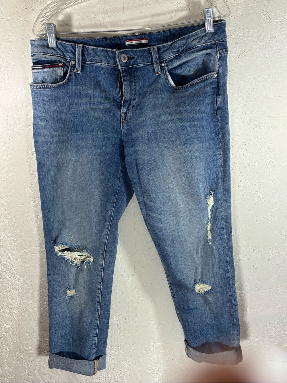 Tommy Hilfiger Women's Light Blue Distressed Boyfriend Jeans
